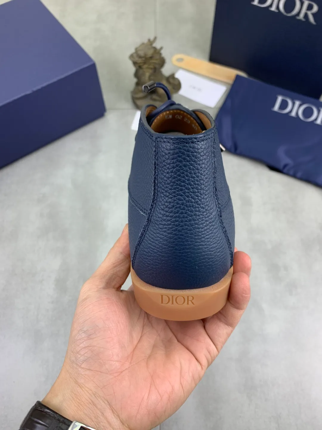 Men's Men's Shoes 💰P580 New Niuli💰High Version 💎💎💎Dior Original! Top Italian purchasing agent! Men's high-top business casual leather shoes, original imported calfskin upper, oiled edges, ultimate texture, gentleman style, imported cowhide lining inside, top-quality original Italian rubber outsole, first-class workmanship, top quality! Size: 39-44 (45 customized)